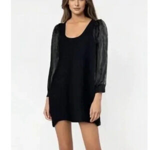 House of Harlow Bodycon Sheer Sleeve Knit Scoopneck Black dress dark‎ feminine